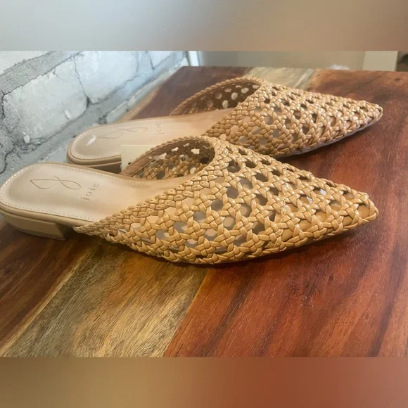 Joie, Behold Pointed Toe Woven Mules, Camel/Nude Sz 6.5 & 7.5, NWT - Picture 5 of 11